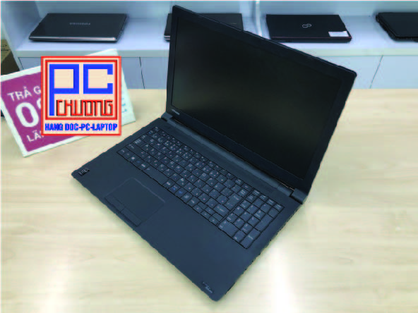 laptop toshiba b65 i7  4600 ram 8g ssd 156